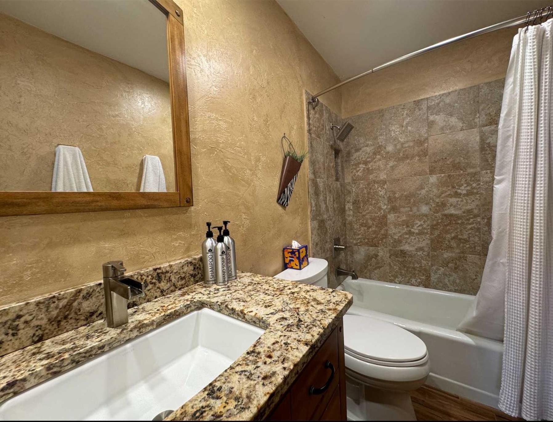 Best Location In The Heart Of Lions Head, Ski Lockers, Jacuzzi And Pool 베일 외부 사진